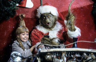 DR. SEUSS HOW THE GRINCH STOLE CHRISTMAS, Taylor Momsen, Jim Carrey, 2000, © Universal/courtesy Everett Collection