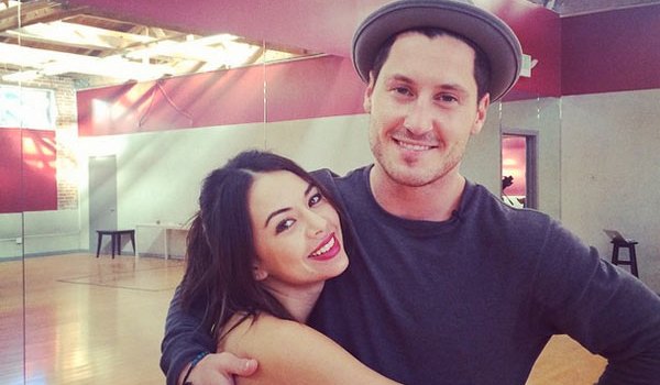 Val Chmerkovskiy Janel Parrish Relationship