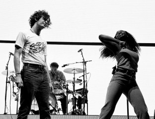 ANAHEIM, CALIFORNIA - DECEMBER 08: Matt Maeson performs onstage during the KROQ Almost Acoustic Christmas 2019 at Honda Center on December 8, 2019 in Anaheim, California. Photo: imageSPACE. 08 Dec 2019 Pictured: The 1975 - Matthew Healy. Photo credit: imageSPACE / MEGA TheMegaAgency.com +1 888 505 6342 (Mega Agency TagID: MEGA564780_030.jpg) [Photo via Mega Agency]