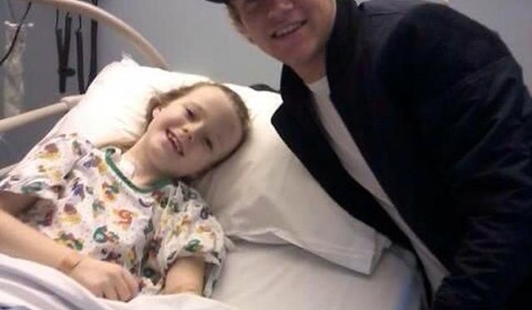 Niall Horan Children's Hospital Visit
