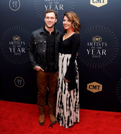 Phillip Phillips and wife Hannah Blackwell arrive at the 2017 CMT Artists of the Year at Schermerhorn Symphony Center, in Nashville, Tenn
2017 CMT Artist of the Year Award - Arrivals, Nashville, USA - 18 Oct 2017