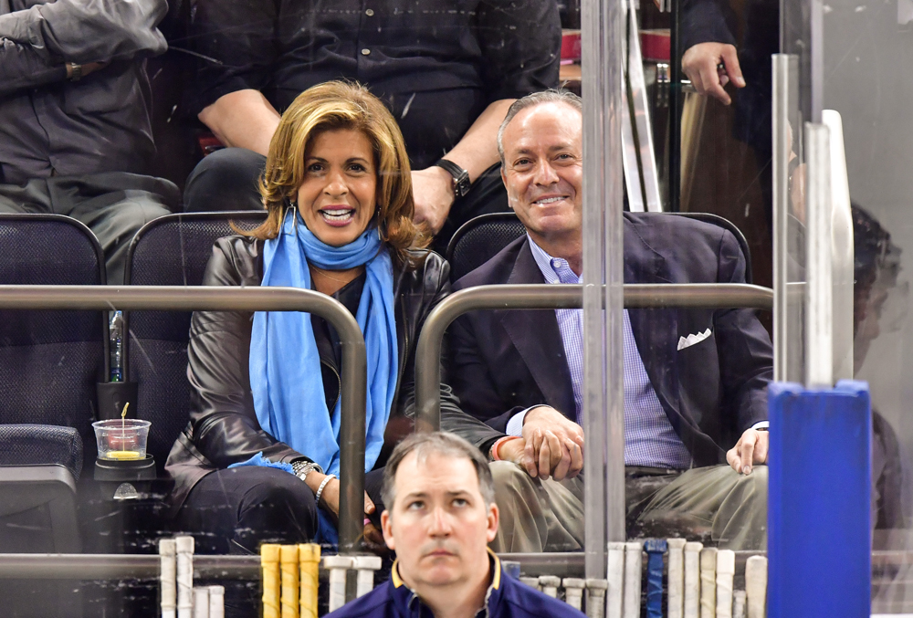 Celebrities attend the Buffalo Sabres vs New York Rangers hockey game at Madison Square Garden in New York City on April 2, 2016.Pictured: Hoda Kotb and Joel Schiffman,Roman Walker ZelmanDebra MessingHoda KotbJoel SchiffmanCatherine KeenerAlejandra CataTara RodgersSteve SchirripaRef: SPL1253338 020416 NON-EXCLUSIVEPicture by: SplashNews.comSplash News and PicturesLos Angeles: 310-821-2666New York: 212-619-2666London: +44 (0)20 7644 7656Berlin: +49 175 3764 166photodesk@splashnews.comWorld Rights