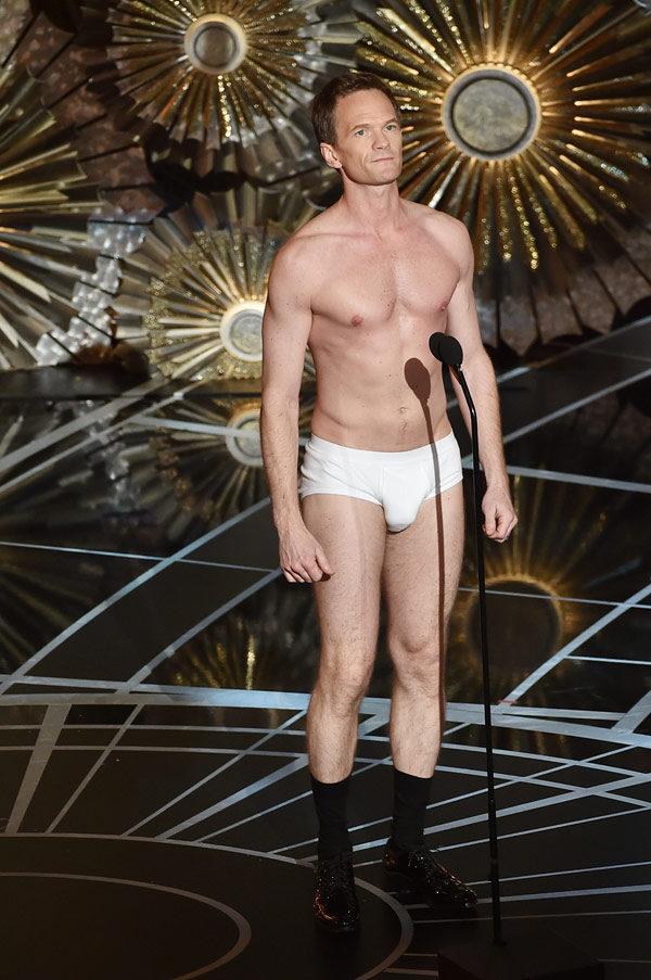 Neil Patrick Harris Padded Underwear At Oscars He Addresses Accusations Hollywood Life