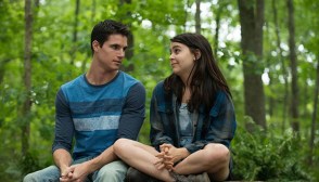 The Duff Robbie Amell Mae Whitman