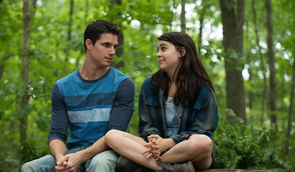 The Duff Robbie Amell Mae Whitman