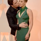 Scarlett-Johansson-John-Travoltas-oscars-2015-academy-awards-ftr