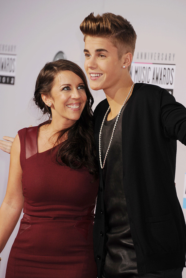 Justin Bieber’s Parents Slammed Mom Was In Audience At Comedy Central