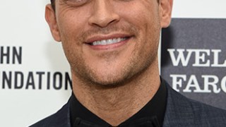 Cheyenne Jackson Celebrity Profile