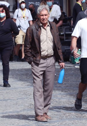 Harrison Ford 'Indiana Jones 5' di lokasi syuting, Cefalu, Sisilia, Italia - 07 Okt 2021
