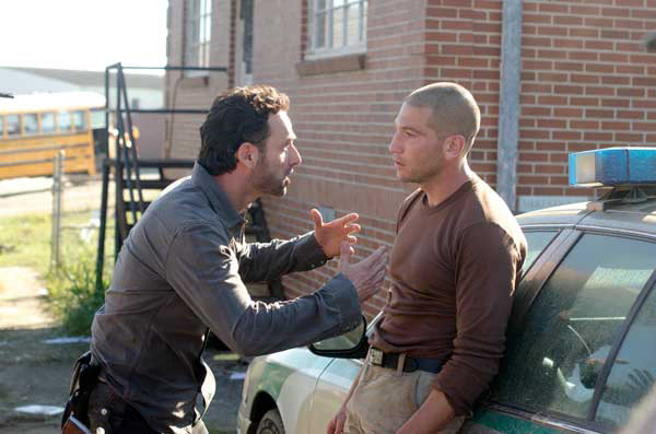 The Walking Dead Rick Is Shane In Season 5 Plotting To Takeover Alexandria Hollywood Life