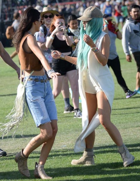 [PICS] Celebrities At Coachella 2015 – Hollywood Life