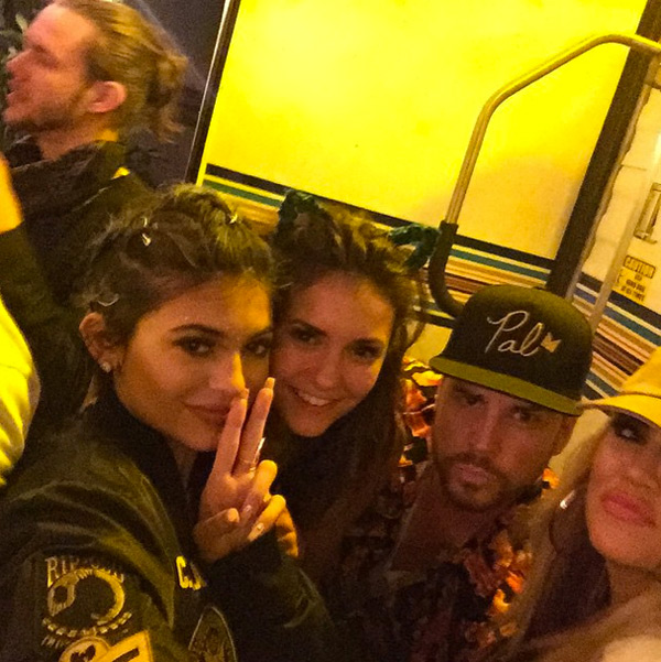 [PIC] Nina Dobrev & Kylie Jenner’s Coachella Selfie With Khloe ...