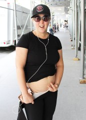 EXCLUSIVE: New Mom Amy Schumer proudly shows off her C- Section Scar while out and about in NY. 12 Jun 2019 Pictured: Amy Schumer. Photo credit: KAT / MEGA TheMegaAgency.com +1 888 505 6342 (Mega Agency TagID: MEGA442780_012.jpg) [Photo via Mega Agency]