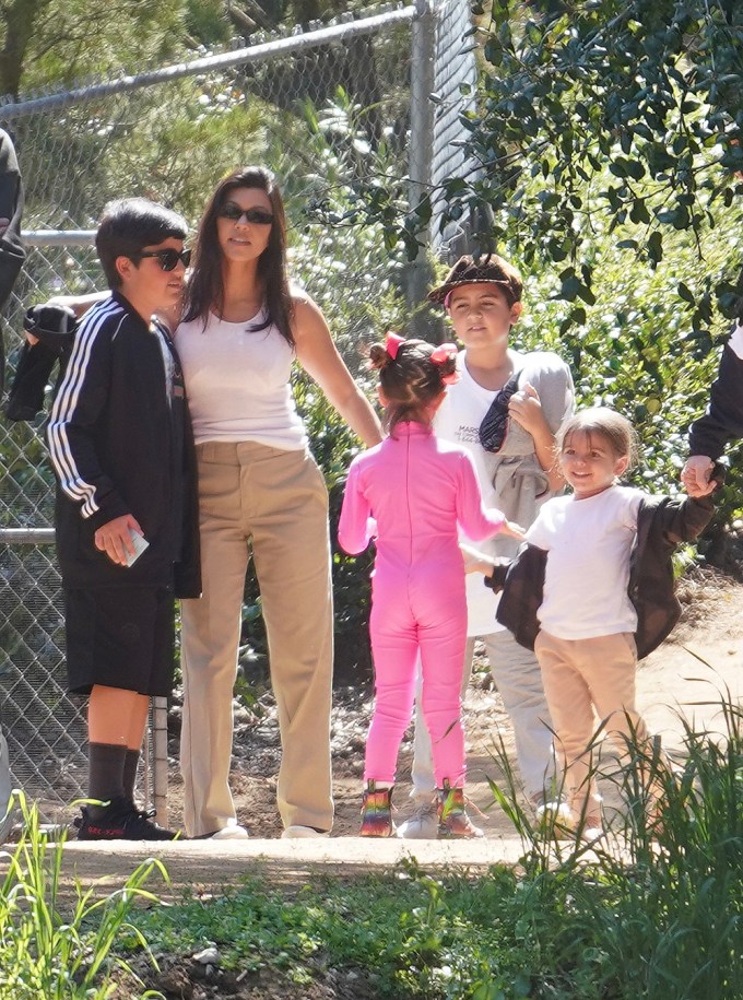 Kourtney Kardashian And Her Kids Leaves Kanye West’s Church Service