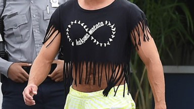Zac Efron Shirtless