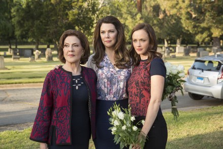 Editorial use only. No book cover usage.Mandatory Credit: Photo by Netflix/Kobal/Shutterstock (7759119a)(Left to Right) Kelly Bishop, Lauren Graham, and Alexis Bledel'Gilmore Girls: A Year in the Life' TV Mini Series - 2016