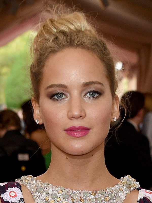 Pics Met Gala S Best Hair Makeup Looks Jennifer Lawrence Selena Gomez Hollywood Life