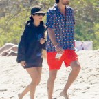 Kourtney Kardashian Scott Disick beach stroll kids