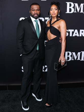 Amerikalı rapçi, aktör ve iş adamı 50 Cent (Curtis James Jackson III) ve kız arkadaşı Jamira Haines (Cuban Link), TCL Chinese Theatre IMAX'ta düzenlenen STARZ'ın 