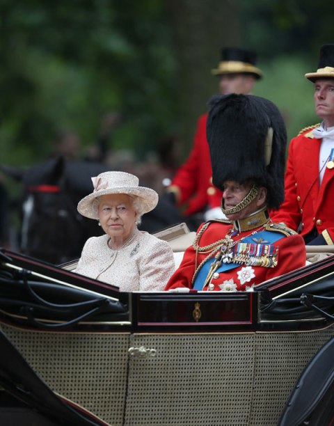 [PICS] Queen Elizabeth’s Birthday Parade: Photos Of ‘Trooping The ...