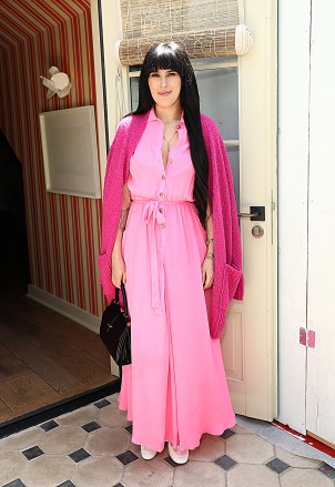 Rumer Willis Cindy Eckert and Veuve Clicquot Right to Desire Luncheon, Los Angeles, USA - 01 May 2019 Cindy Eckert, founder of Pink Ceiling, and Veuve Clicquot host a luncheon for Right to Desire at San Vicente Bungalows.