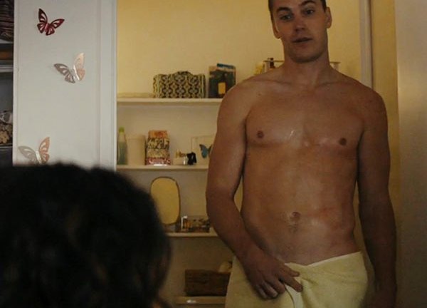 Pics Taylor Kitschs ‘true Detective Sex Scene Reveals Bare Butt And Abs Hollywood Life 