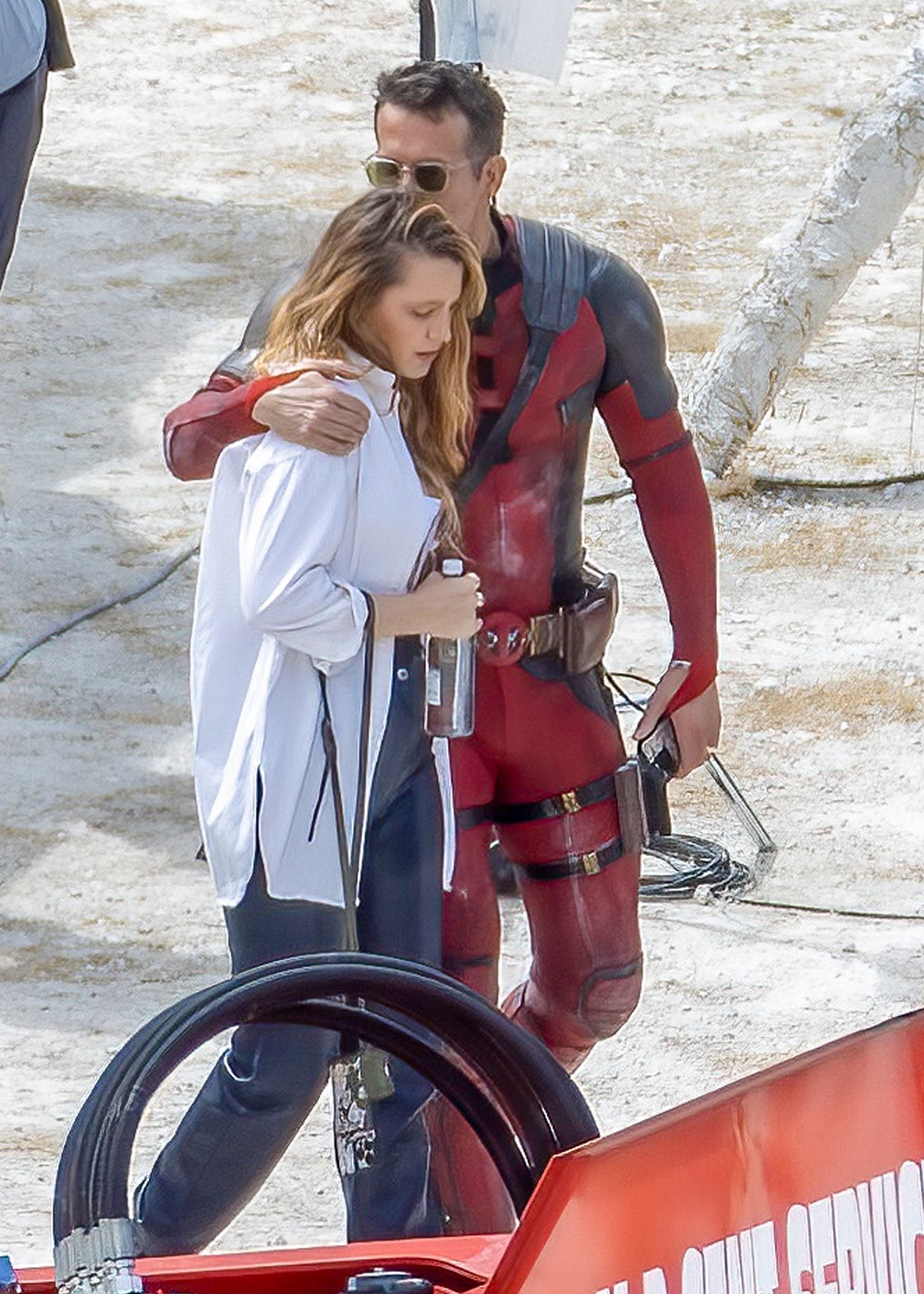 *EXCLUSIVE* Blake Lively visits Ryan Reynolds at the Deadpool 3 set with her sisters