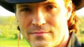 Daron Norwood Celebrity Profile