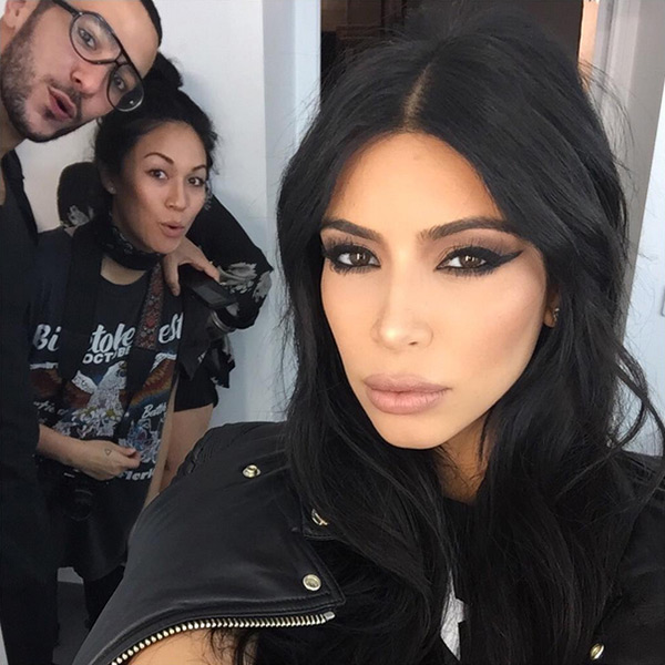 Kim Kardashian S Smokey Eye In Paris See Her Killer Makeup Look Hollywood Life