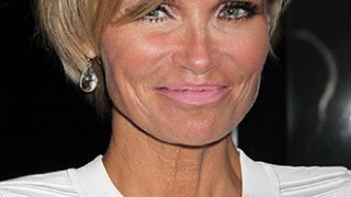 Kristin Chenoweth Celebrtiy Profile