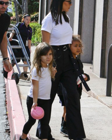 Kourtney Kardashian, Penelope Disick and North West
Kourtney Kardashian out and about, Los Angeles, USA - 14 Mar 2018
Kourtney Kardashian picks up kids from Art Classes in Los Angeles