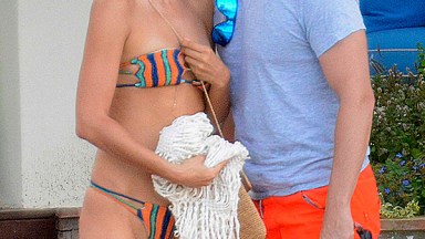 Bradley Cooper Kissing Irina Shayk