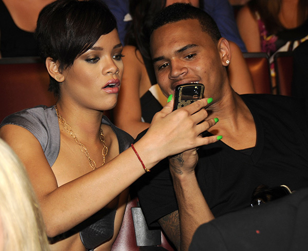 Chris Brown And Rihanna Back Together Their Facetime Date Revealed Hollywood Life 