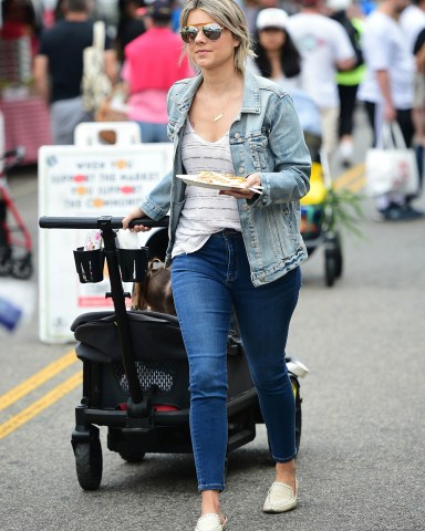 Ali Fedotowsky
Ali Fedotowsky out and about, Los Angeles, USA - 18 Aug 2019