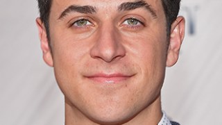 David Henrie Celebrity Profile