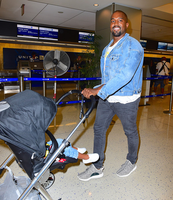 strollers at airport