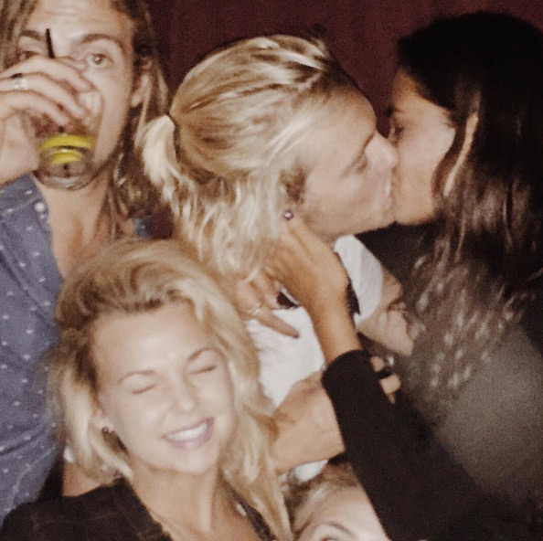 Ross Lynch just posted a pretty scandalous photo of himself totally making ...