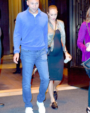 Derek Jeter and Hannah Davis were spotted out to dinner in NYC on Friday night. Hannah wore a tight black dress which hugged what appeared to be a growing baby bump. Although the couple are yet to confirm, it appears they have a 2nd child on the way.Pictured: Ref: SPL5028832 280918 NON-EXCLUSIVEPicture by: 247PAPS.TV / SplashNews.comSplash News and PicturesLos Angeles: 310-821-2666New York: 212-619-2666London: 0207 644 7656Milan: +39 02 4399 8577Sydney: +61 02 9240 7700photodesk@splashnews.comWorld Rights, No Portugal Rights