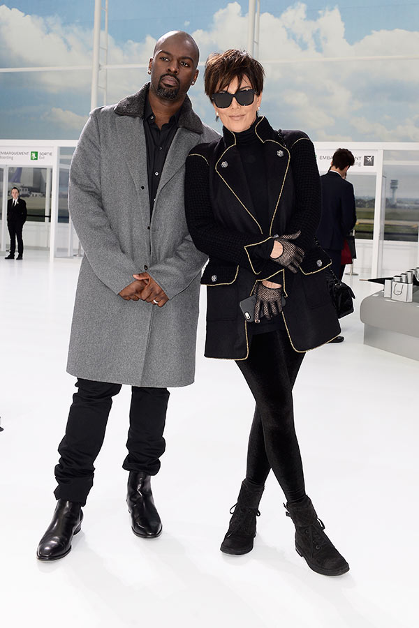 [PIC] Corey Gamble & Kris Jenner Married? — He’s Wearing Gold Ring On ...