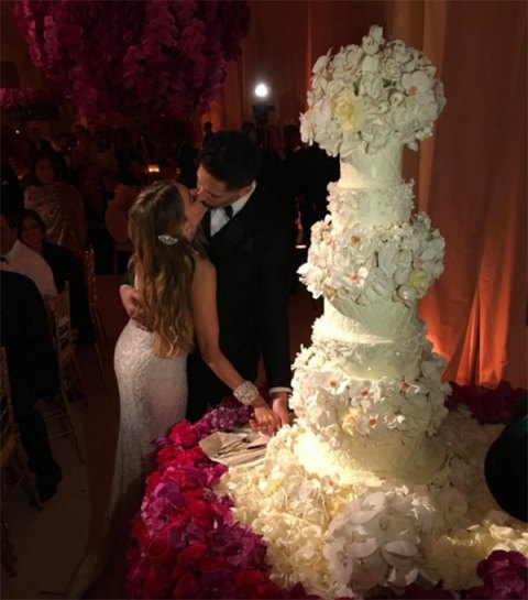 [PHOTOS] Sofia Vergara & Joe Manganiello’s Wedding: All The Pics ...