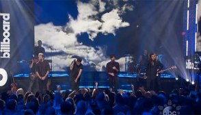 One Direction New Years Performance