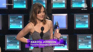 Dakota Johnson Boobs Peoples Choice Awards