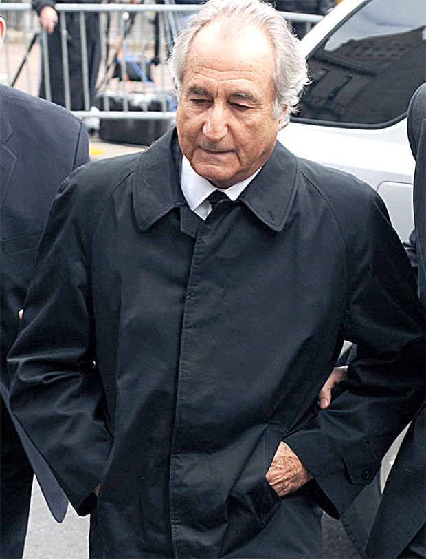 Who Is Bernie Madoff Ponzi Scheme Mastermind Dead At 82 Hollywood Life 