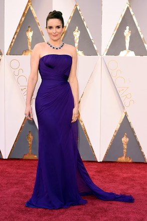Tina Fey
88th Annual Academy Awards, Arrivals, Los Angeles, America - 28 Feb 2016 
 WEARING ATELIER VERSACE