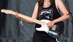 Who Is Courtney Barnett Grammys