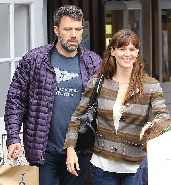 Jennifer Garner On Ben Affleck S Back Tattoo Mid Life Crisis New Interview Hollywood Life