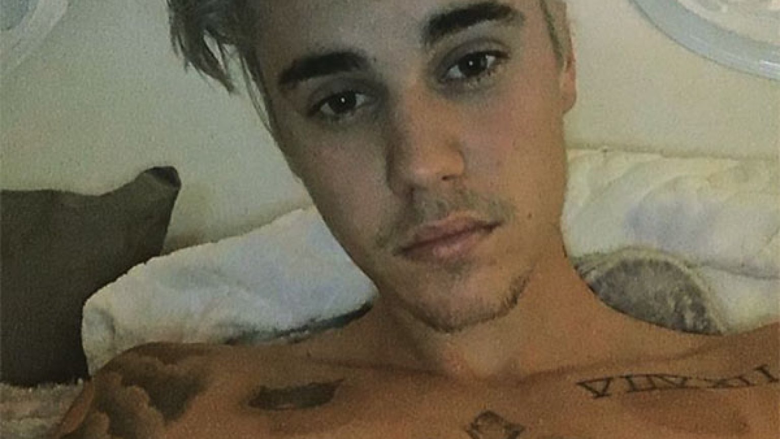 Justin Bieber S Cupping Marks — Why Did He Need Treatment On His Back Hollywood Life