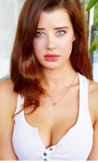 Sarah Mcdaniel Celebrity Profile Hollywood Life 7892