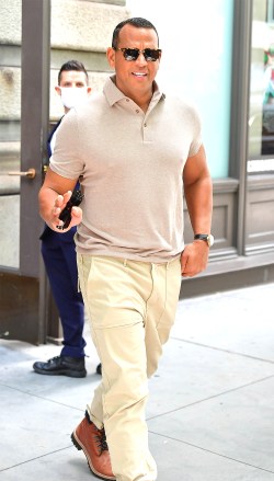 Brooklyn, NY - MLB star Alex Rodriguez is recently single but looking totally unbothered! A-Rod is all smiles while he leaves the same building Katie Holmes lives in! The retired NY Yankees star was on his way to play golf with a friend.Pictured: Alex Rodriguez BACKGRID USA 15 JUNE 2021 USA: +1 310 798 9111 / usasales@backgrid.comUK: +44 208 344 2007 / uksales@backgrid.com*UK Clients - Pictures Containing ChildrenPlease Pixelate Face Prior To Publication*