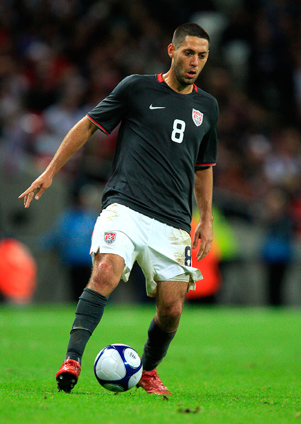 _Clint-Dempsey-7